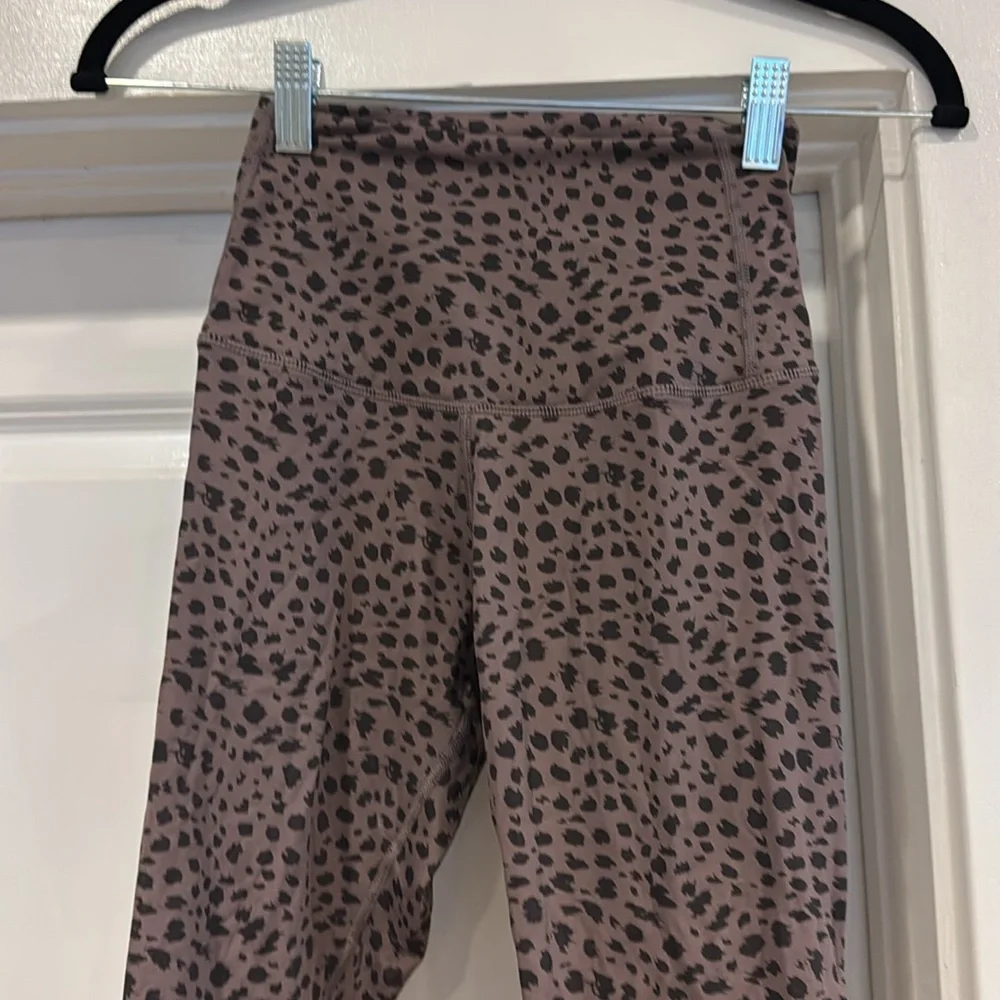 Tavi Workout Set - Picture 5 of 6